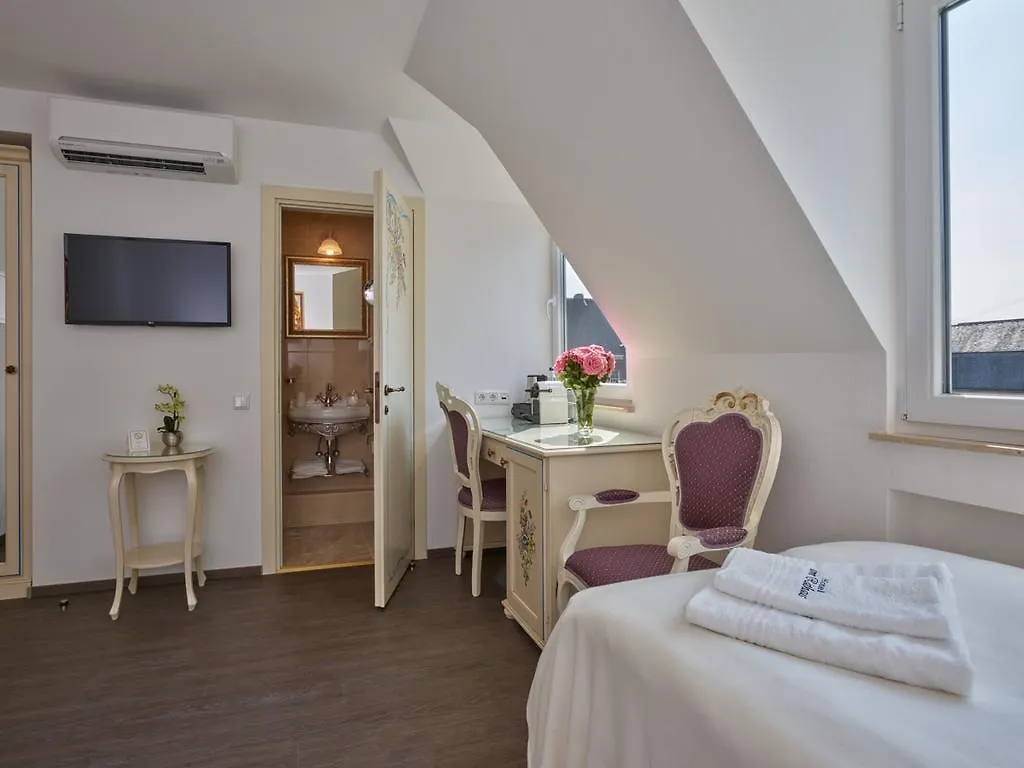 Apartment-Hotel Am Rathaus Düsseldorf Maison d'hôtes